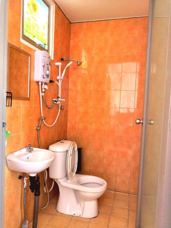 D' Limbai Cottage Ранау Екстериор снимка